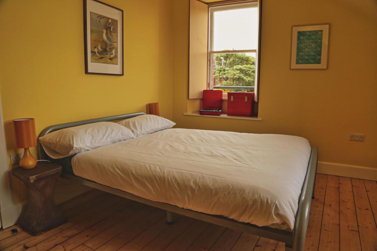 The Dolphin Inn Hostel Dunbar Exterior foto